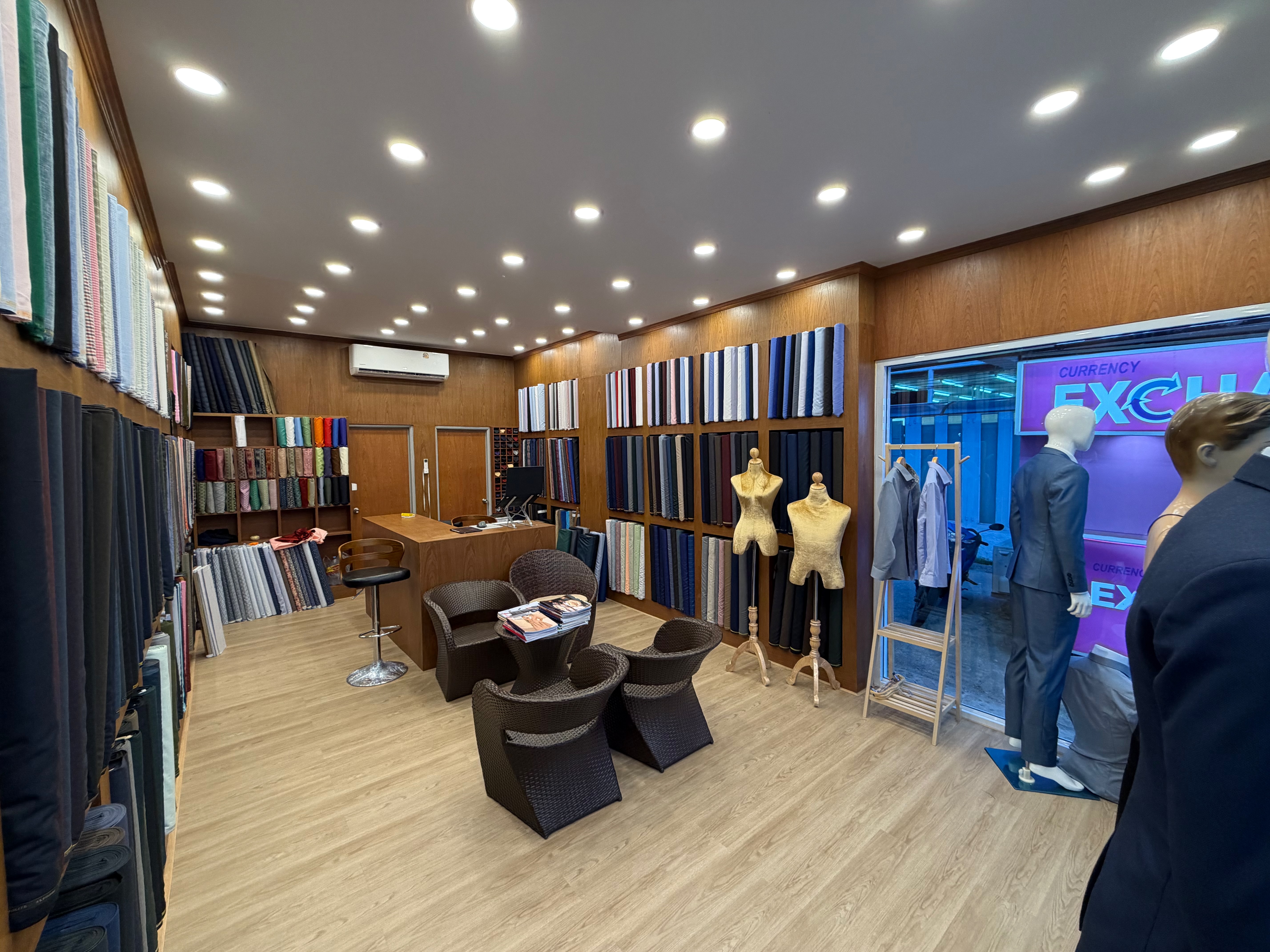 Jan's Tailor atelier interior